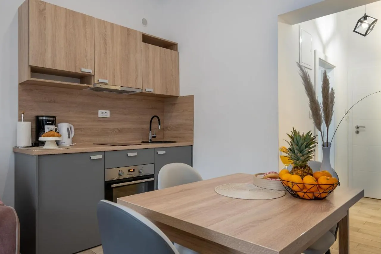 Apartments Palace Kolovare Zadar Croatia